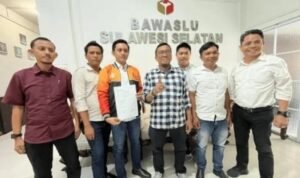 Aksi Jalan Sehat Berujung Laporan: Andi Sudirman Diadukan ke Bawaslu Sulsel