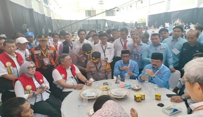 Gangguan Listrik Mendadak Hentikan Debat Perdana Pilkada Barru 2024