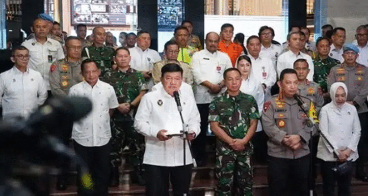 Bersihkan Negeri dari Ormas Preman! Ini Seruan Tegas Menko Polkam