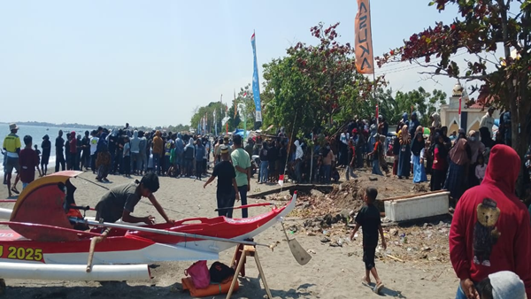Katinting Race Panaskan Pantai Tope Jawa, HUT TNI AL ke-80 Jadi Pesta Laut
