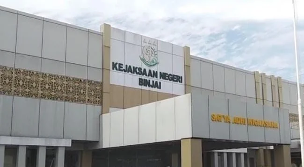 Cafe Ilegal, Sawit Ilegal, Vonis Legal, Tapi Samsul Masih Merdeka