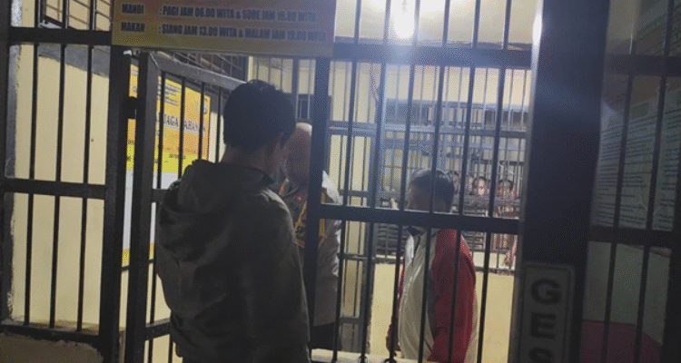 ASN Bikin Ulah di Kantor Camat, Mabuk, Ribut, dan Berakhir di Kantor Polisi
