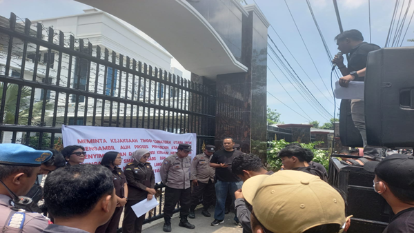 Tender Diduga Rekayasa, Pengadaan Smart Board Langkat Seret Nama Mantan Pj Bupati