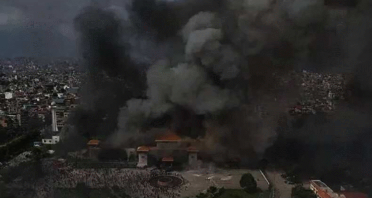 Demo Nepal Mirip Indonesia, Gedung Parlemen dan Rumah Pejabat Dibakar Massa
