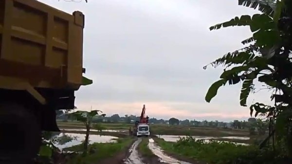 Warga Tercekik Lumpur, Tambang Ilegal di Bajeng Diduga Kebal Hukum