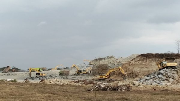 Tambang 'Ilegal' di Gudang 88, Bisnis Kotor, Warga Jadi Korban