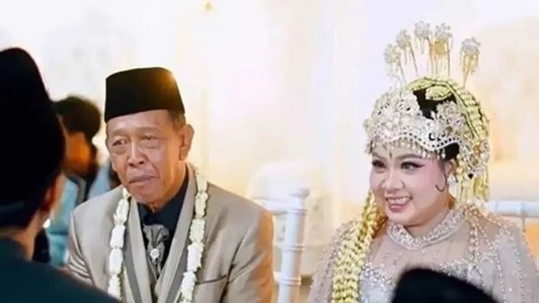 Pesta Nikah Viral Berubah Pilu, Cek Mahar Palsu Seret Kakek Tarman ke Bui