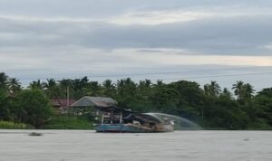 Tambang Pasir 'Ilegal' Merajalela, Warga Bone Berteriak Minta Keadilan