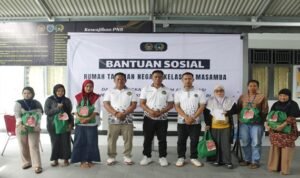 Rutan Masamba Tebar Kepedulian, Salurkan Bansos untuk Warga dan Keluarga WBP