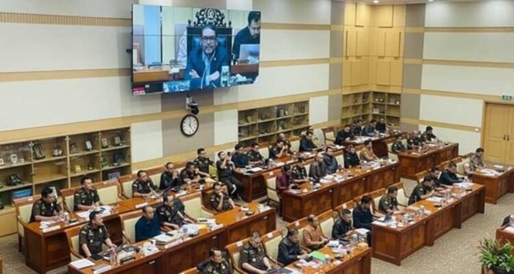 Banjir Aceh Tewaskan Warga, Nasir Djamil: Pelaku Harus Dikejar Sampai Lubang Semut