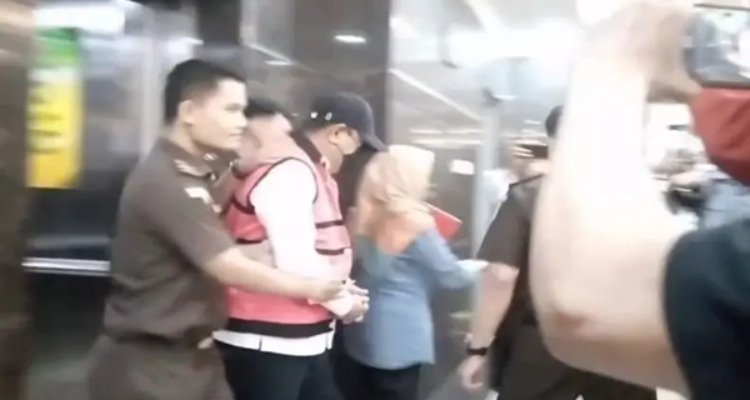 Skandal Bibit Nanas Sulsel, Mantan Pj Gubernur dan 4 Tersangka Resmi Jadi Tahanan Kejati