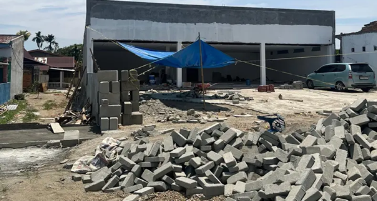 Warga Bungadidi Murka, Pembangunan Ritel Modern Diduga Tak Berizin Terus Berlanjut