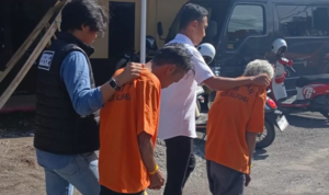 Tega! Anak Bunuh Ayah Lalu Pura-Pura Berduka di Depan Polisi