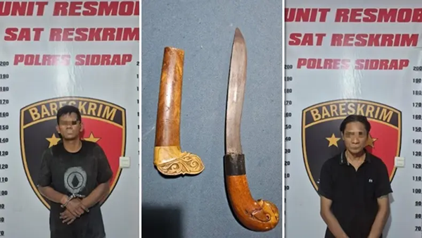 Dua pelaku pemerasan bersenjata badik di SPBU Wala, Kabupaten Sidrap, berhasil diamankan polisi bersama barang bukti berupa sebilah badik. (Foto kolase) Tak Berkutik Diancam Badik, Korban Diperas di SPBU Sidrap
