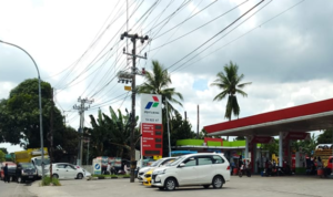 Antrean Tak Wajar di SPBU, Pengawasan Distribusi BBM Dipertanyakan