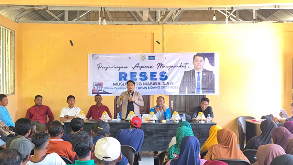 Muslimin Dg Masiga Terima Aspirasi Warga: Infrastruktur Dasar Pulau Bapa Masih Tertinggal