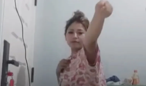 Jagat Maya Heboh! Wanita Diduga dari Sidrap Pamer “Susu” Saat Live, Polisi Selidiki