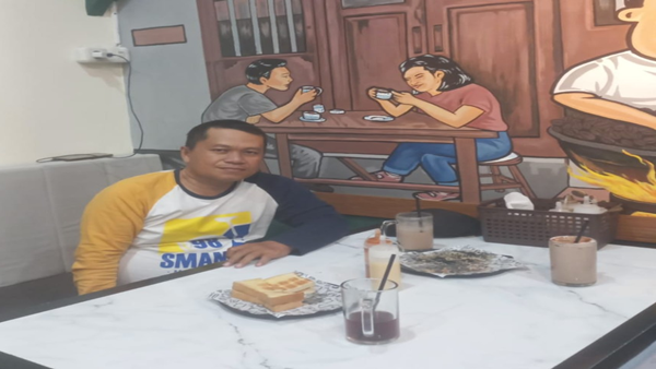 Amin Buka Jalan Pergantian Ketua SMANSA 98: Siapa Saja Silakan Maju
