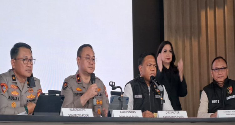 72 Tersangka Karhutla Dijerat, Polisi Sita Solar, Korek hingga Senso