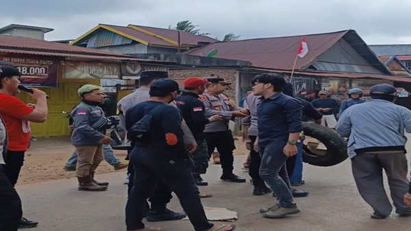 Demo Nelayan Lelewawo Ricuh, Dugaan Massa Bayaran Mencuat