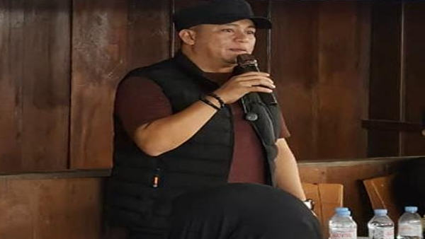 Gebrak Meja Jadi Sorotan! Muslimin Dg Masiga Klaim Sedang Perjuangkan Hak Pilih Warga