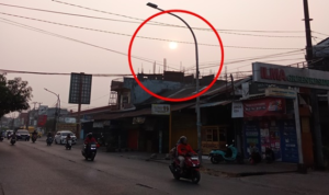 Asap Karhutla “Mampir” ke Makassar, Warga Terancam Polusi PM2.5